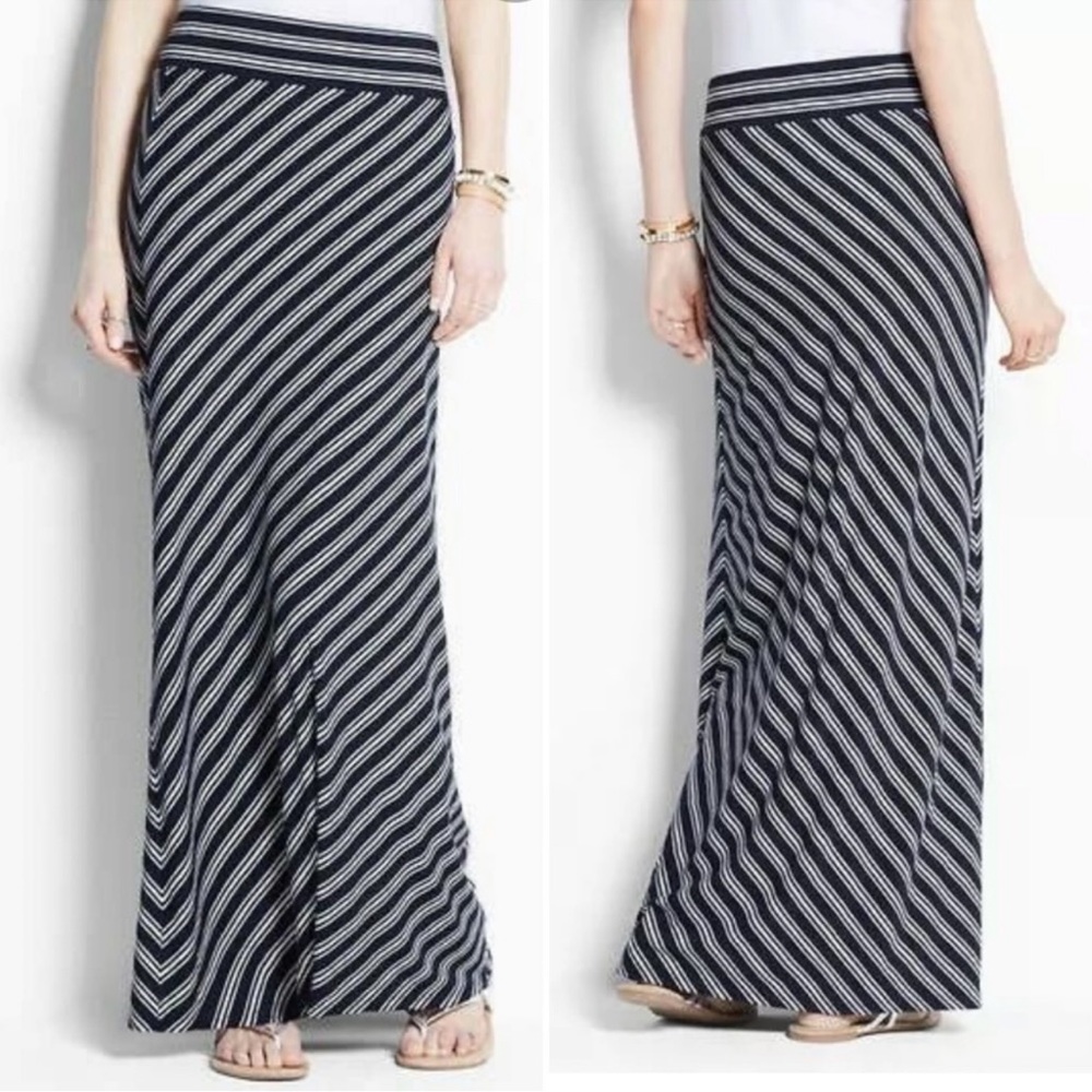 Ann Taylor Navy & White Diagonal Striped Maxi Skirt - Picture 2 of 7